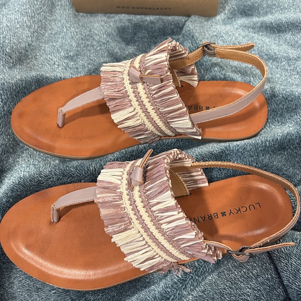 Lucky brand peel woven sandal, natural color size 8 women, New!